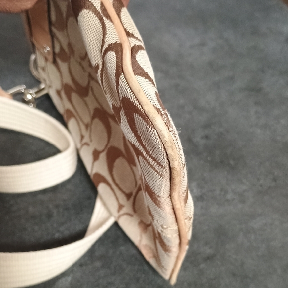 Coach Beige/Tan Signature Canvas Crossbody - Picture 6 of 6